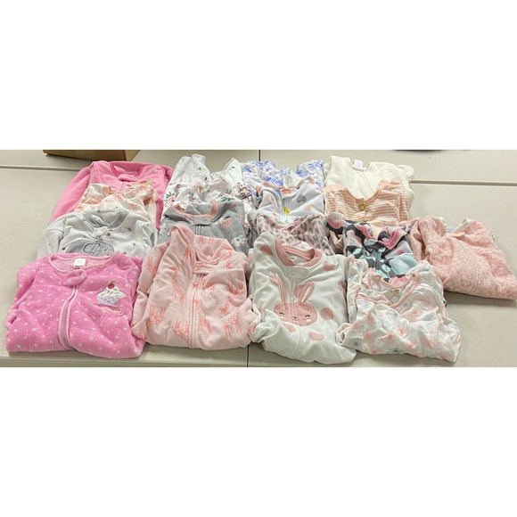 Lot of 17 Baby Girls Frogsuit Sz 3-6 6-9 6-12 Mos Carters Baby Gear Rabbit Bear